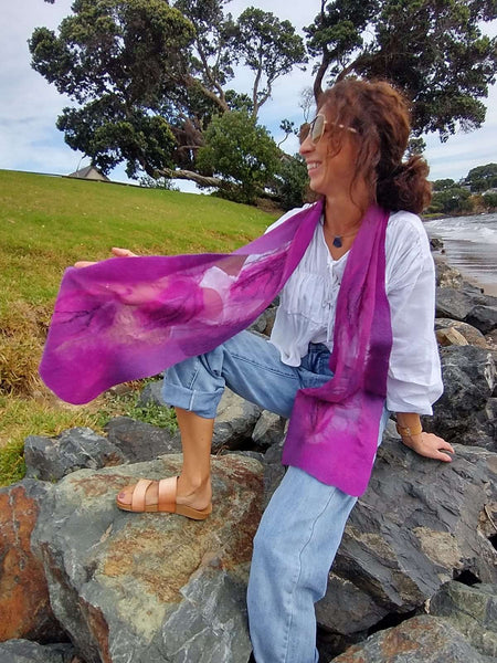Mix of magenta, fuchsia and violet. Feathers on scarf, full of energy Hollywood cerise accent in wardrobe. 4635
