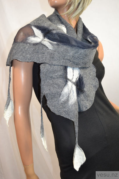 Silk shawl with merino wool made in New Zealand 4542