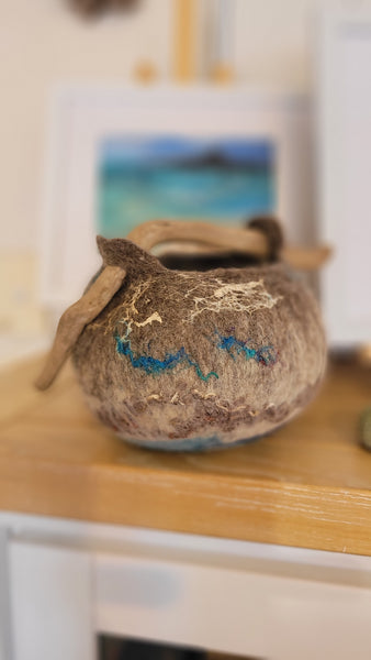 Coastal Ball Vase – Handmade Wool Vase | Coastal Home Decor & Unique Beach Gift (Copy)