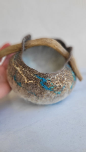 Coastal Ball Vase – Handmade Wool Vase | Coastal Home Decor & Unique Beach Gift (Copy)