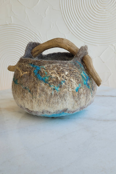 Coastal Ball Vase – Handmade Wool Vase | Coastal Home Decor & Unique Beach Gift (Copy)