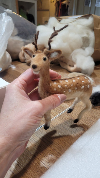 Needle Felting Animals – Soft Wool Pocket-Sized Creatures