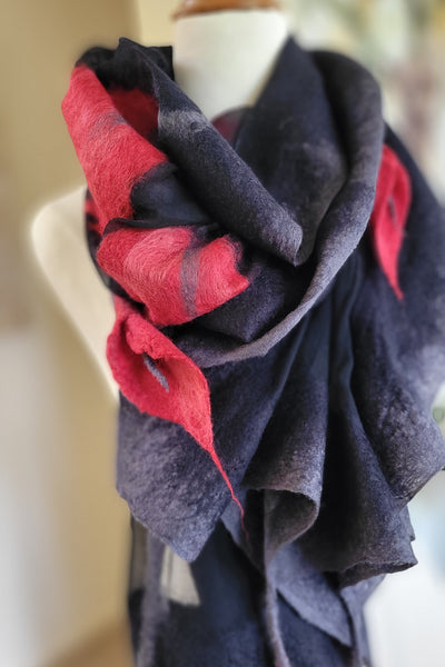 Handmade Silk Scarf - White Calla Lily Merino Wool Wrap | Elegant Floral Shawl