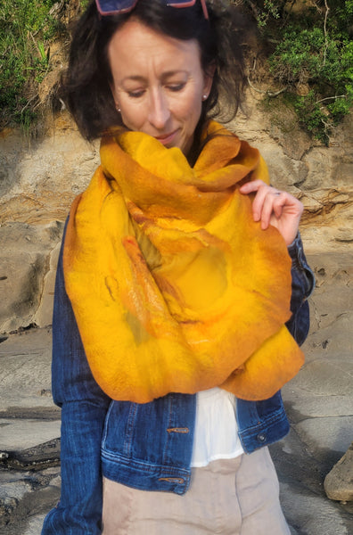Golden Mustard Shawl – Silk & Merino Wool Wrap, Honey Gold Evening Shawl, Artistic Scarf for Autumn, Spring & Summer