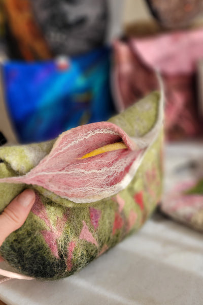Felted Handbag / Pouch Workshop – Create Hand Felted Handbag Using Wet Felting
