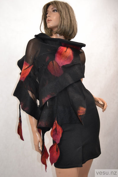 Shawl with merino wool with callas 4265