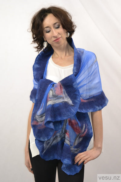 Shawl with merino wool blue 4267