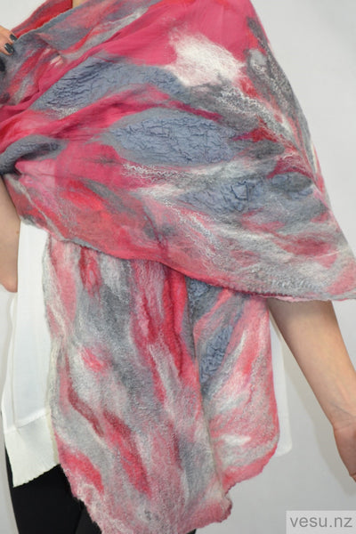 Shawl with merino wool gray with pink 4268