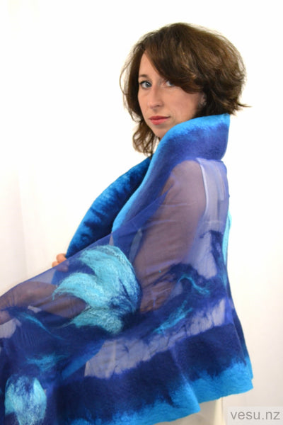 Handmade silk shawl 4364