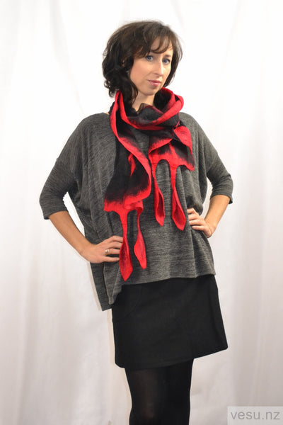 Black and red classic silk scarf 4405