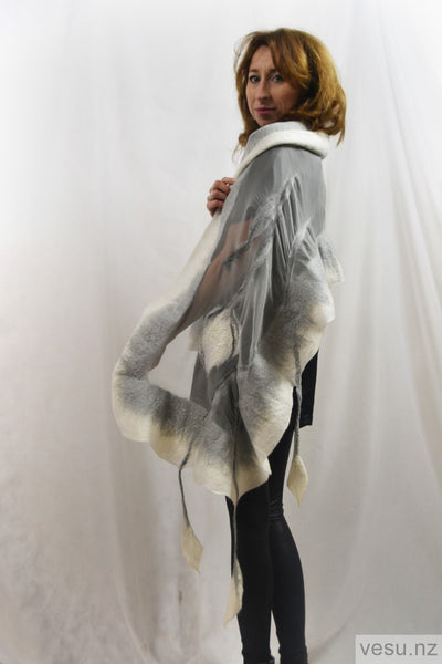 White gray large shawl with hanging callas 4602